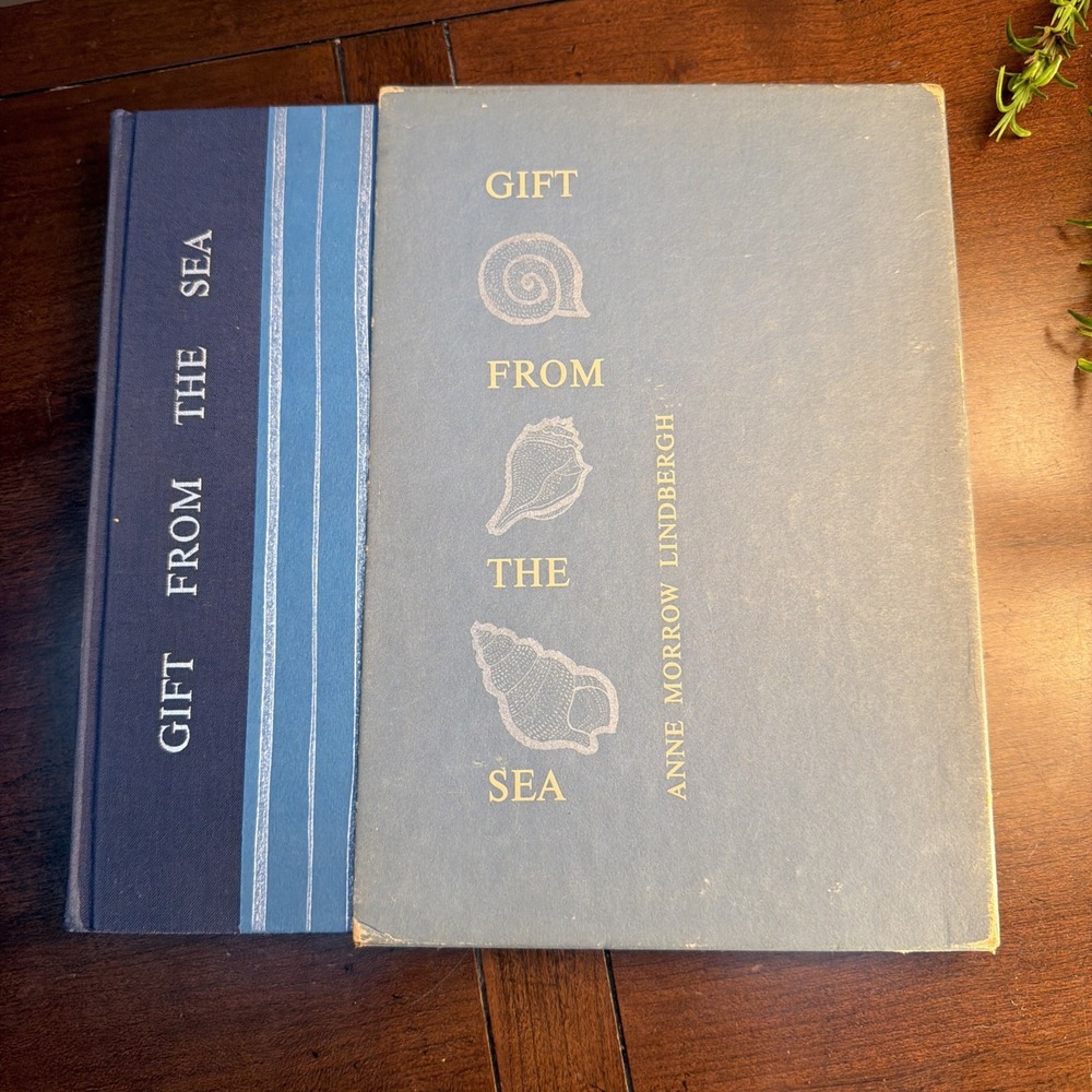 Gift From The Sea by Anne Morrow Lindbergh (1955, Hardcover w/slipcase)